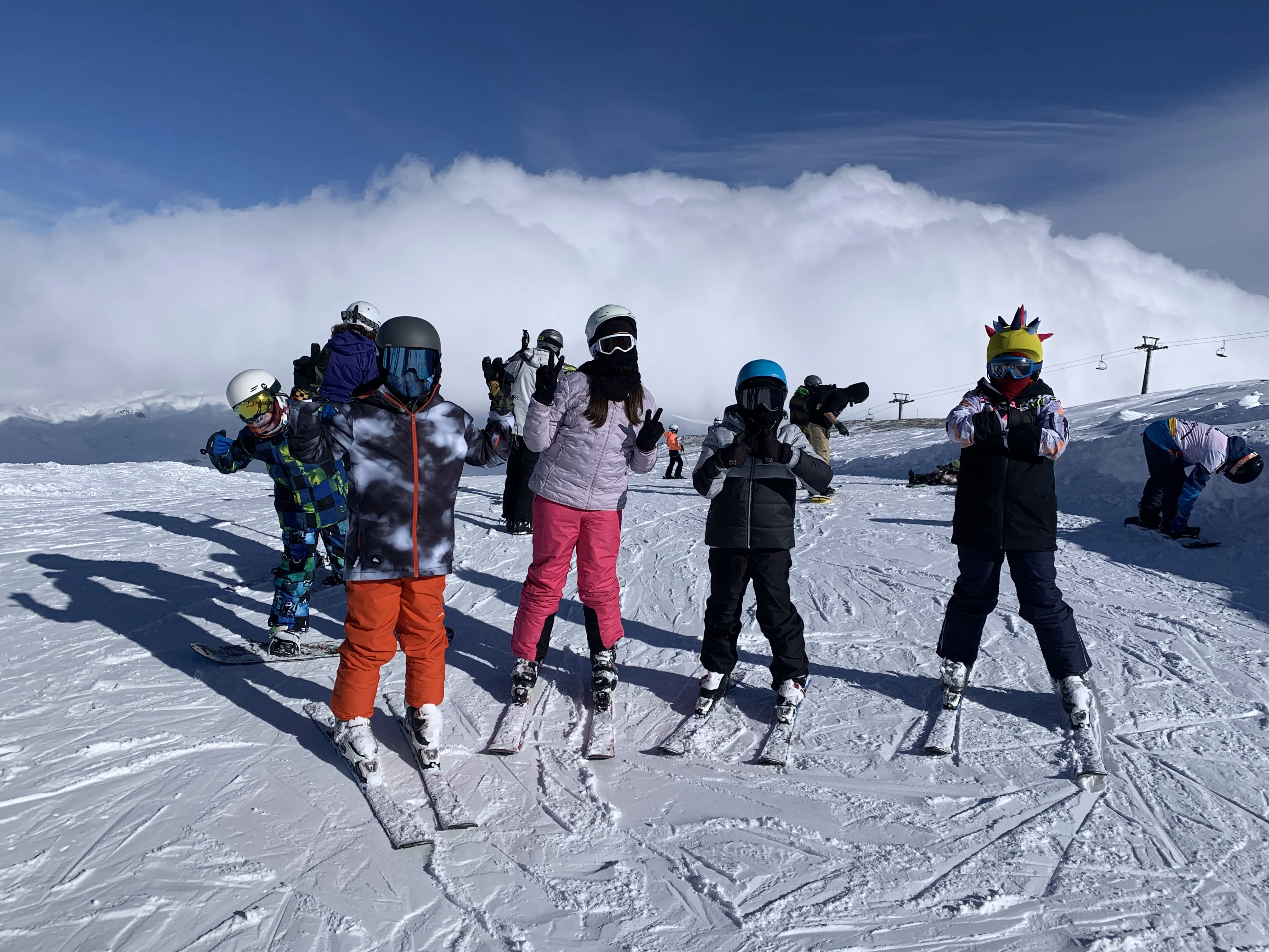 开塞里埃尔吉耶斯滑雪和单板培训